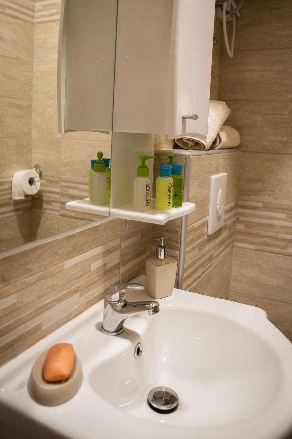 Aleksa Guest House Cetinje Bagian luar foto